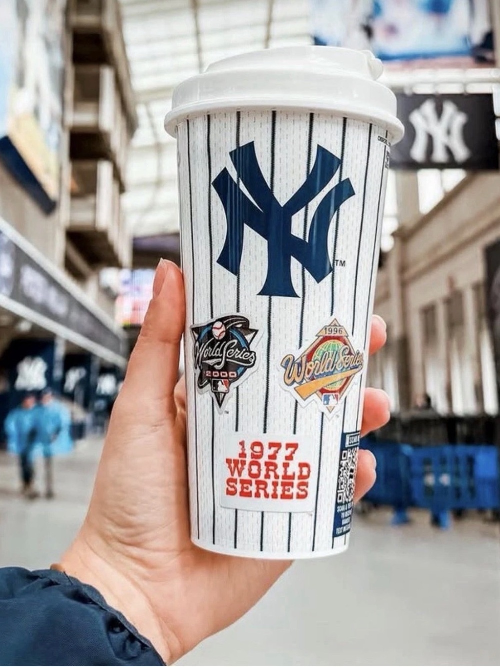 Yankees collectible coffee cup